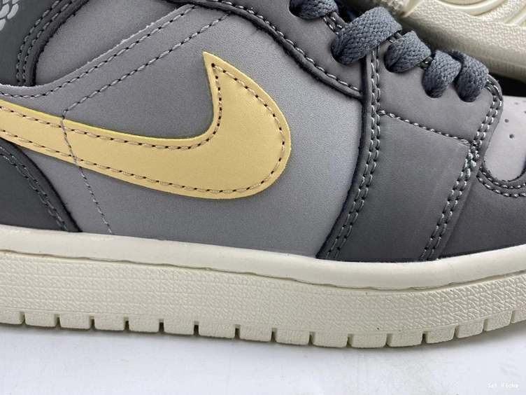 Jordan Grey 1 Onyx - BQ6472-020 (W) Mid 0201